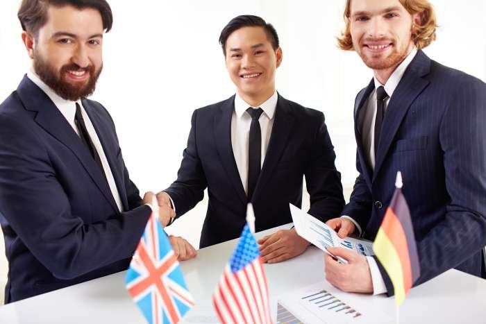Which UK Prop Firm Should You Join After Downloading MetaTrader 5